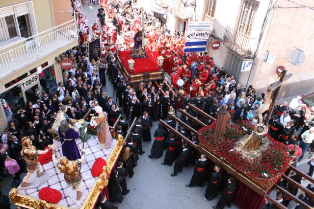 Encuentro con la Hermandad de Jesús en el Calvario. Viernes Santo medio día 2014 - 66