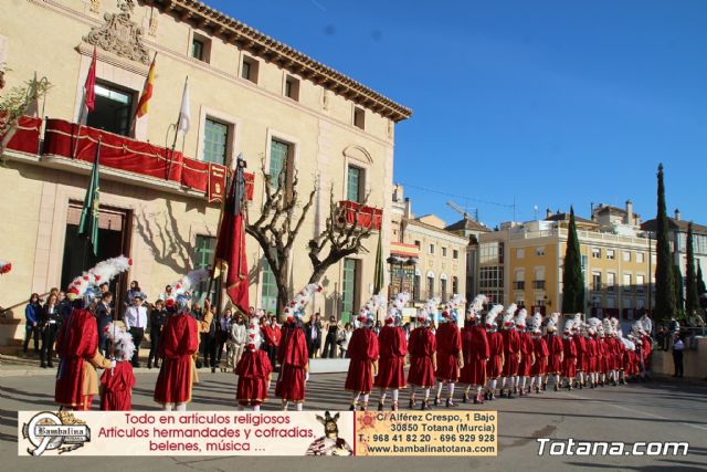 Jueves Santo. Recogida de la bandera 2023. Reportaje 2 - 65